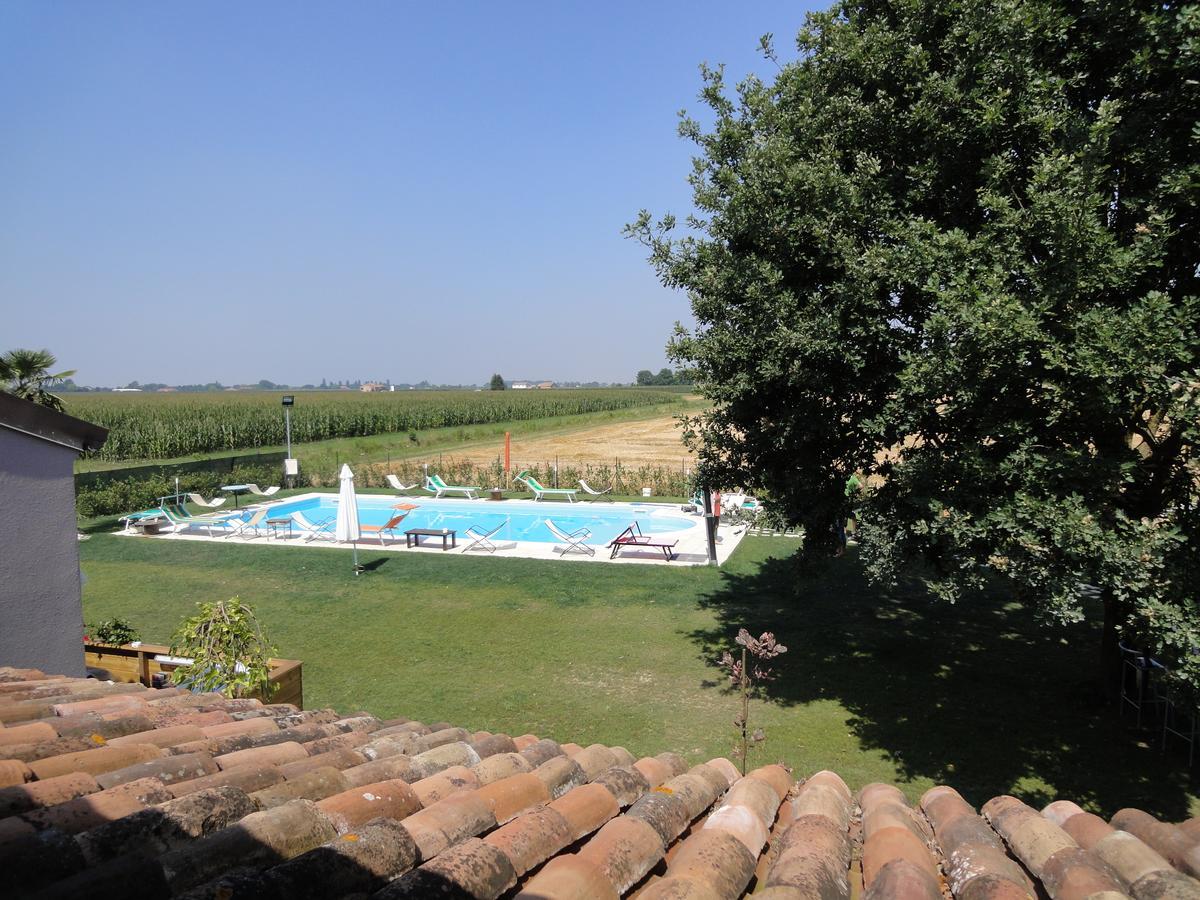 B&B Ai Prati Monestirolo Buitenkant foto